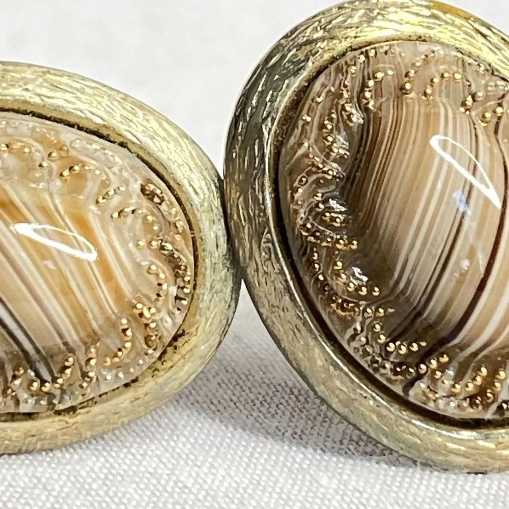 💎Unsigned Swank Oval Marble Lucite Stone Cufflinks On Gold Tone Base